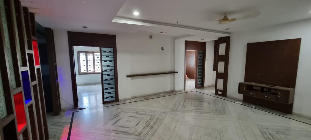 2 BHK Flat for sale in Ka
